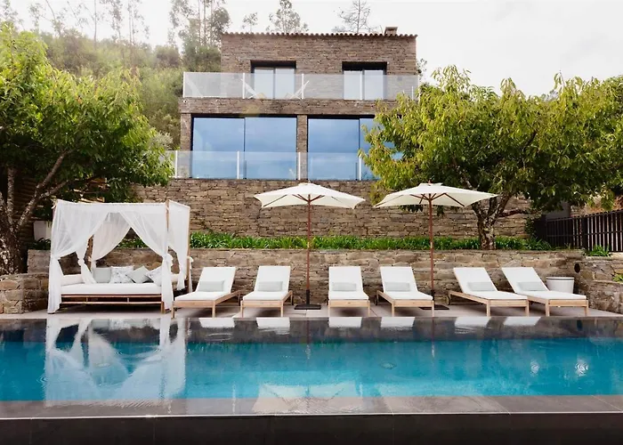 Дом отдыха Campos River House *