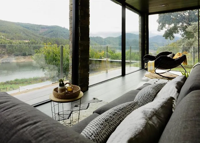 Дом отдыха Campos River House